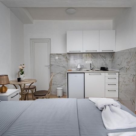 Apartmani Kaan Podgorica Exteriör bild