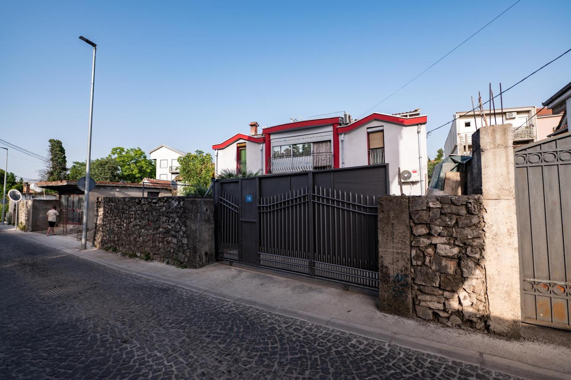 Apartmani Kaan Podgorica Exteriör bild